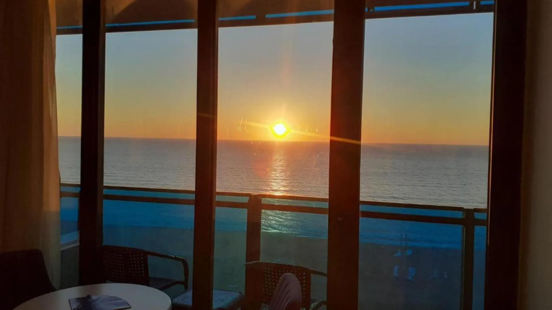 Delux Sea View Aparthotel In Orbi City Batumi Apartment