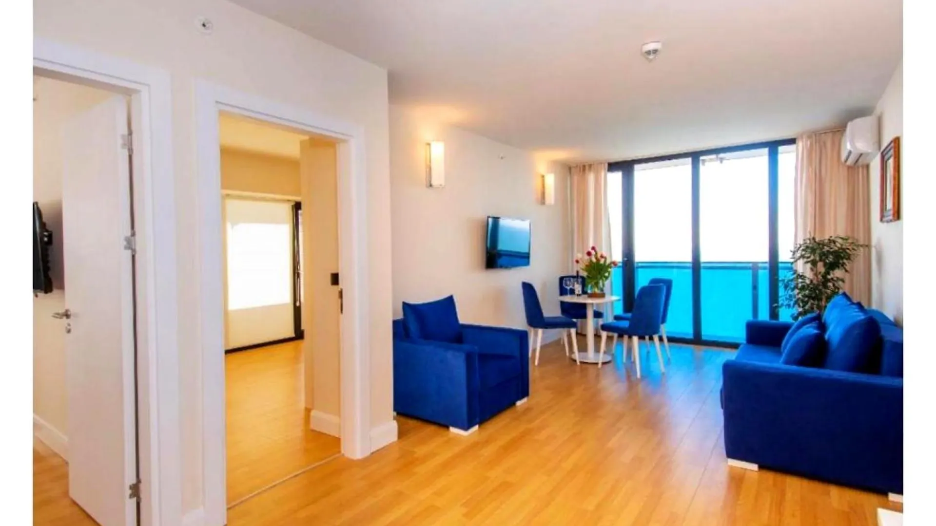 Delux Sea View Aparthotel In Orbi City Batumi 0*,  Georgia