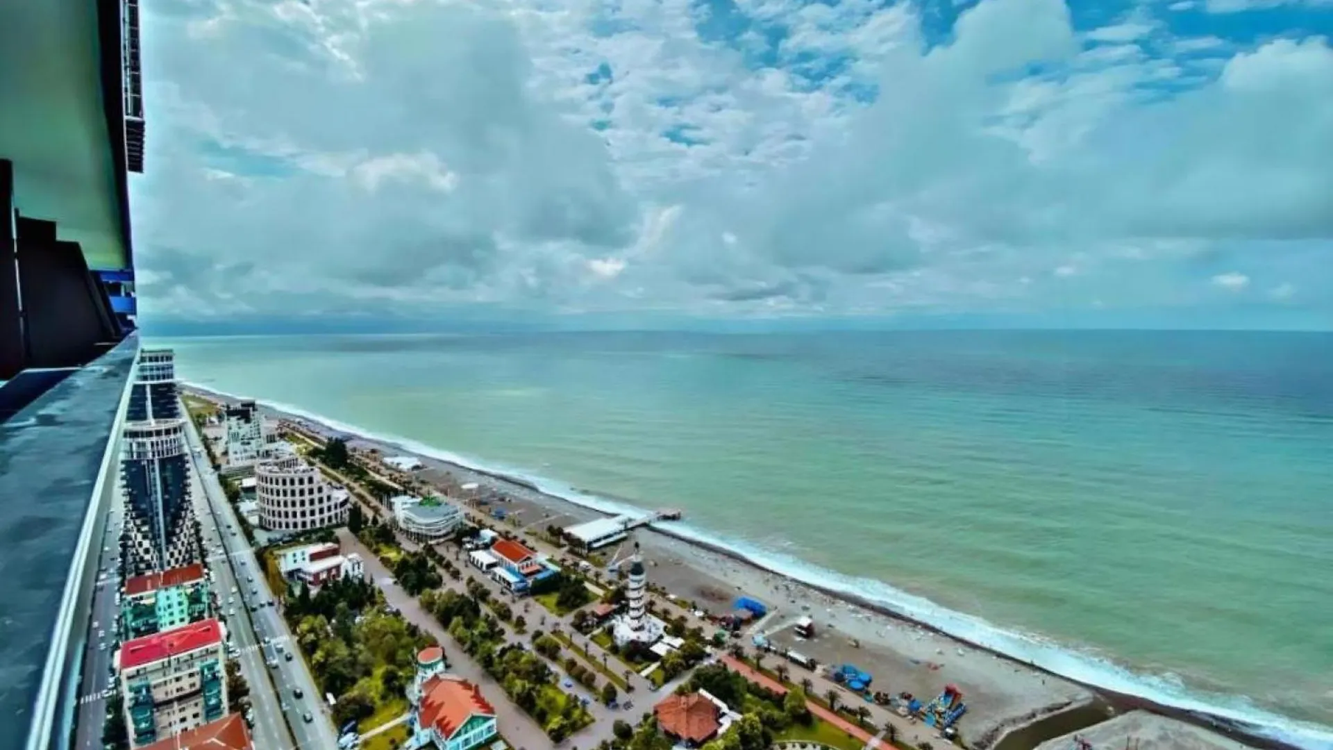 Delux Sea View Aparthotel In Orbi City Batumi 0*,